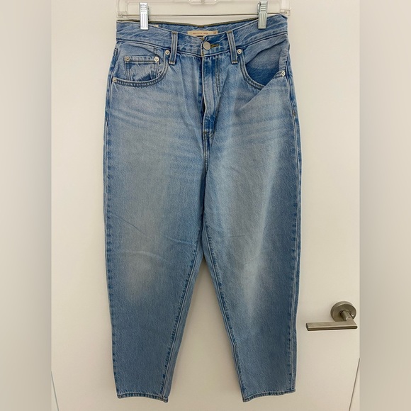 Levi’s High Loose Tapered Fit Women’s jeans Size 27 - Picture 4 of 7